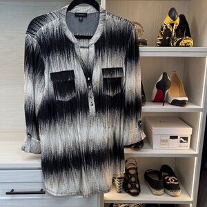 Cocomo Gray and Cream Patterned Top